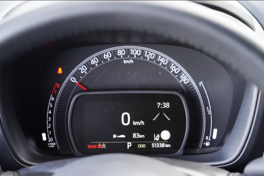 Toyota Aygo X 1.0 VVT-i S-CVT first / Camera / Carplay / Climate / Stoelverw. / Adaptieve Cruise