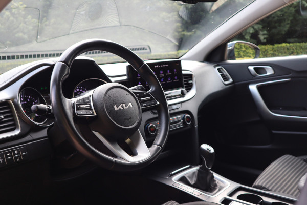 Kia Ceed Sportswagon 1.5 T-GDi DynamicLine | Trekhaak | Camera | Carplay | Navi |