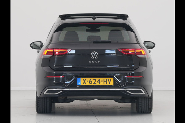 Volkswagen Golf 1.4 eHybrid 204pk Panorama Navi via app Camera Side assist 338