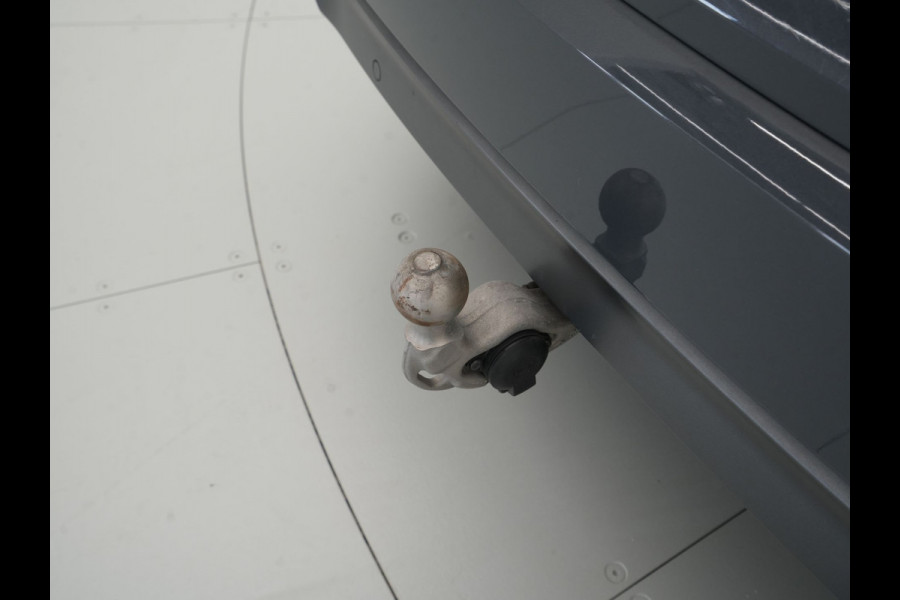 Seat Tarraco 1.5 TSI 150pk DSG FR Business Intense Panorama Navigatie Trekhaak Stoelverwarming v + a 6