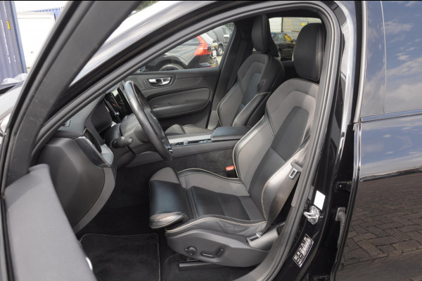 Volvo XC60 T6 340PK Automaat Recharge AWD R-Design / Cruise control / Harman Kardon Audio / Elektrische achterklep / Apple carplay / parkeersensoren met camera / Elektrische stoelen / Panoramadak / Sportstoelen / Stoel - en stuurwielverwarming / Keyless entry