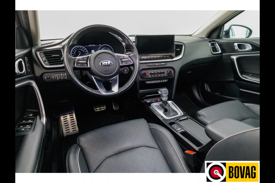 Kia Ceed Sportswagon 1.6 GDI PHEV ExecutiveLine 141 PK | Panoramadak | Leer | Stoelverwarming en koeling | Adaptive cruise Stuur- en achterbankverwarming, Digi display, App-connect, Electrische achterklep, Afn.trekhaak