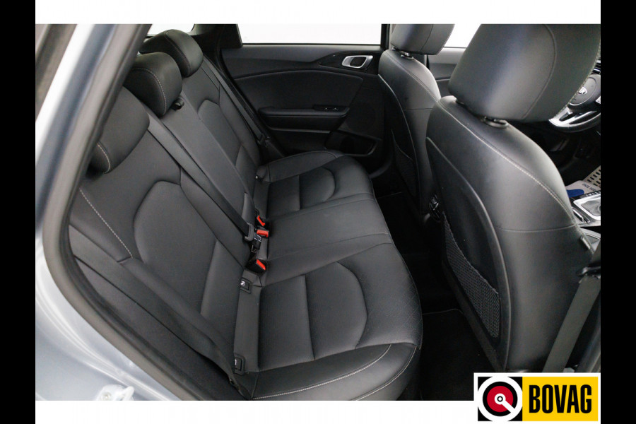 Kia Ceed Sportswagon 1.6 GDI PHEV ExecutiveLine 141 PK | Panoramadak | Leer | Stoelverwarming en koeling | Adaptive cruise Stuur- en achterbankverwarming, Digi display, App-connect, Electrische achterklep, Afn.trekhaak