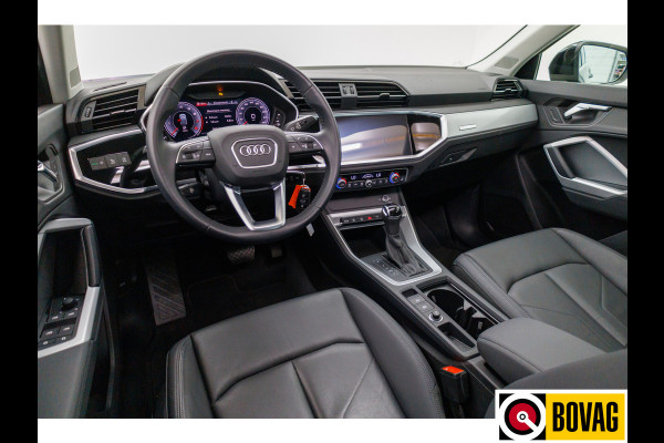 Audi Q3 Sportback 35 TFSI Business Edition 150 PK | Panoramadak | Leer | 360 camera | El. achterklep Stoelverwarming, Navigatie, App-connect, Lane assist, Cruise, Led verlichting, Regensensor