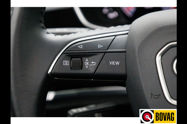 Audi Q3 Sportback 35 TFSI Business Edition 150 PK | Panoramadak | Leer | 360 camera | El. achterklep Stoelverwarming, Navigatie, App-connect, Lane assist, Cruise, Led verlichting, Regensensor