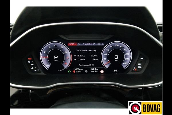 Audi Q3 Sportback 35 TFSI Business Edition 150 PK | Panoramadak | Leer | 360 camera | El. achterklep Stoelverwarming, Navigatie, App-connect, Lane assist, Cruise, Led verlichting, Regensensor