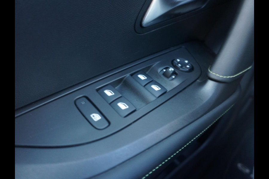 Peugeot e-2008 EV GT Pack 50 kWh