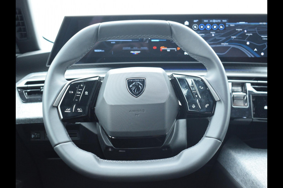 Peugeot 5008 1.2 Hybrid 136 Allure | NAVIGATIE | 360 CAMERA + SENSOREN | E.C.C. | CARPLAY | 7 PERS. | 16.004 KM