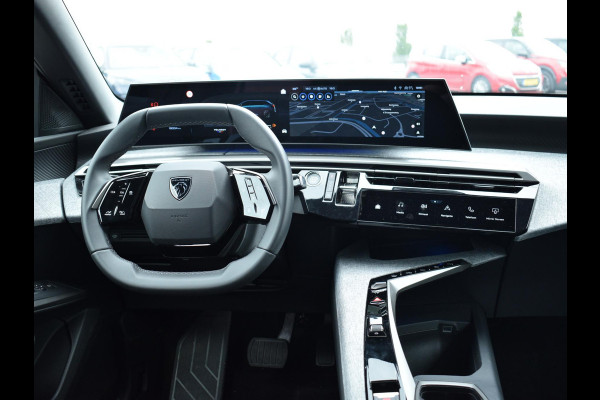 Peugeot 5008 1.2 Hybrid 136 Allure | NAVIGATIE | 360 CAMERA + SENSOREN | E.C.C. | CARPLAY | 7 PERS. | 16.004 KM