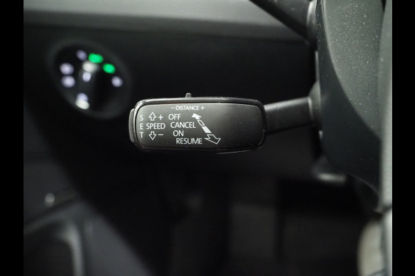 Škoda Superb Combi 1.4 TSI iV Laurin & Klement | Panoramadak | Trekhaak | Massage | Canton | Keyless | Adaptive Cruise