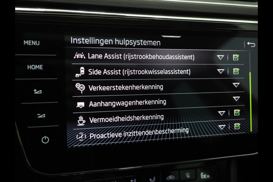 Škoda Superb Combi 1.4 TSI iV Laurin & Klement | Panoramadak | Trekhaak | Massage | Canton | Keyless | Adaptive Cruise
