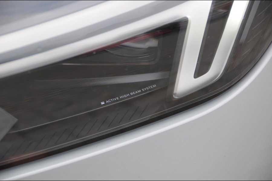 Volvo XC90 T8 455PK Automaat Plug-in hybrid AWD Ultra Dark / Luchtvering / Bowers & Wilkens / Extra getint glas / Nappa leder met Ventilatie / Gelamineerde zijruiten rondom