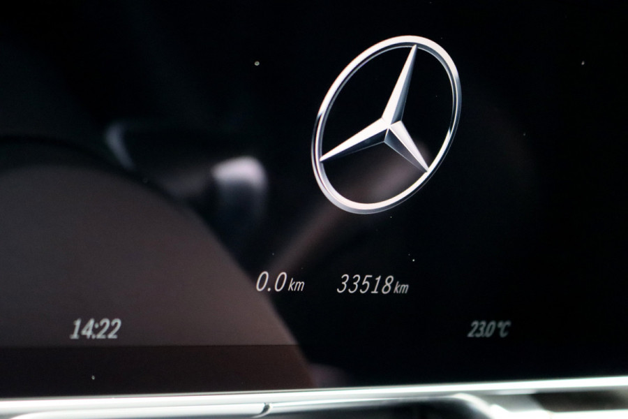 Mercedes-Benz S-Klasse 400d 4MATIC Lang AMG Line Aut9 | Airmatic | Achterasbesturing | Distronic+ | Zonweringspakket | Burmester | Stoelventilatie | Verwarmd Stuurwiel | HUD | Vlakkenverwarming |