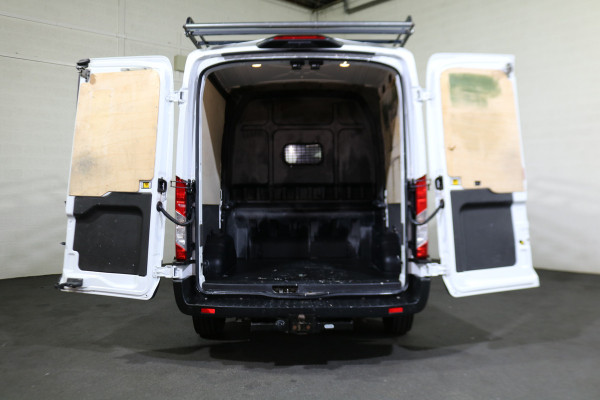Ford Transit 2.0 TDCI 130pk L2 H2 DC Trend Airco Trekhaak Navigatie Camera