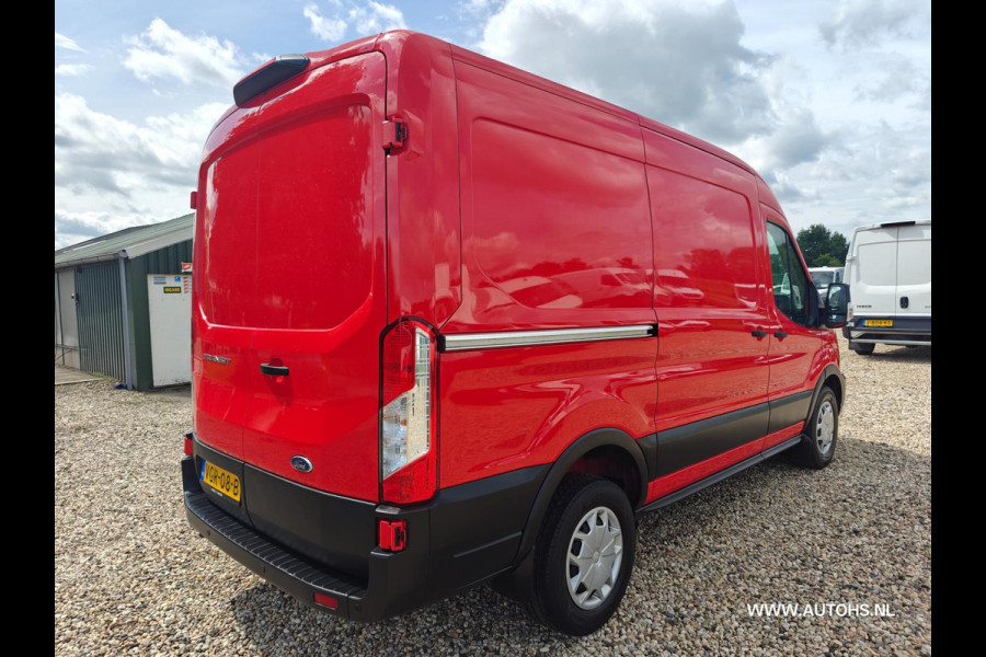 Ford Transit 350 2.0 TDCI L2H2 , 1e Eig. Euro 6 , Dubbele schuifdeur , In super nette staat , Apk mei 2026 , recent beurt gehad
