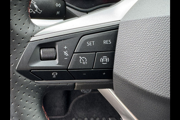 Seat Arona 1.0 TSI FR Business Adaptive cruise Climate control Full LED Apple Carplay / Android Auto Link Parkeersensor achter