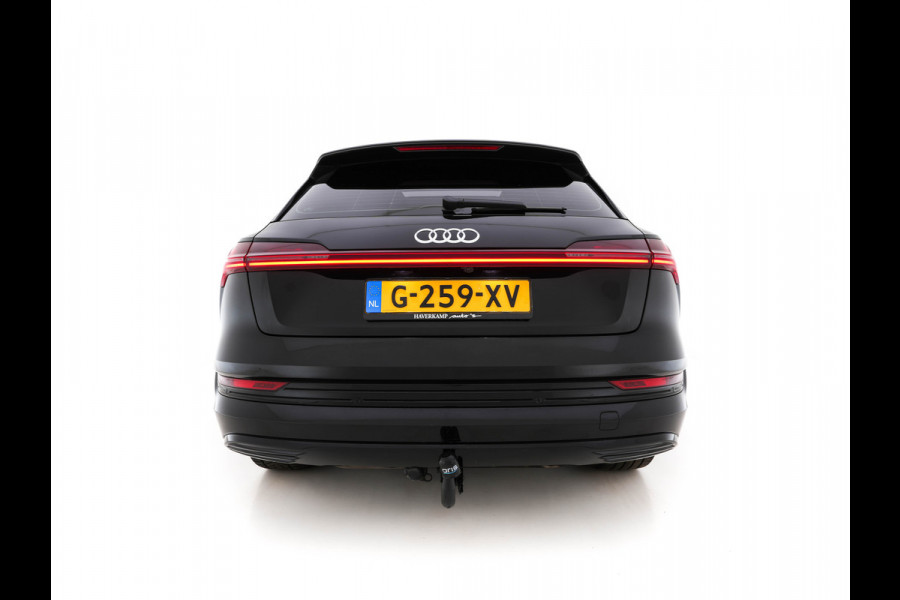 Audi e-tron 55 Quattro Advanced 95 kWh [ 3-Fase ] (INCL-BTW) Aut.*PANO | DESIGN-LEATHER | FULL-LED | BANG&OLUFSEN-AUDIO | ADAPTIVE-CRUISE | MEMORY-PACK | BLIND-SPOT | TOP-VIEW | KEYLESS | HEATED-SPORTSEATS | TOWBAR | 21''ALU*