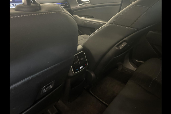 Kia Sportage 1.6 T-GDi PHEV AWD DynamicLine 265pk Airco|ECC Full LED Navi Virtual Cockpit PDC VA+ Camera Adaptive Cruise Control Navigatie Carplay 19" LM Velgen