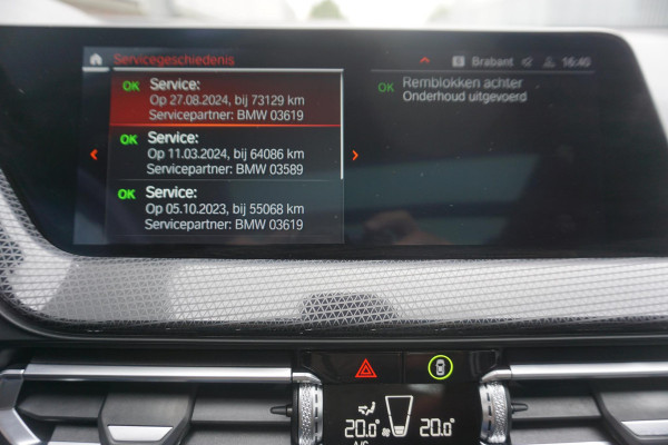 BMW 1-serie 118i 140PK Automaat Sport-line/Panodak/Camera/ Parking Pack