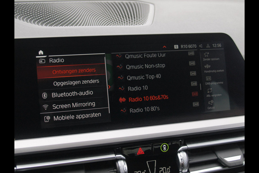 BMW 3-serie 320i Business Edition | Apple Carplay | Trekhaak | Cruise Control | Automaat | Parkeersensoren |
