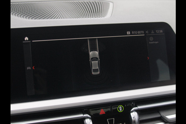 BMW 3-serie 320i Business Edition | Apple Carplay | Trekhaak | Cruise Control | Automaat | Parkeersensoren |