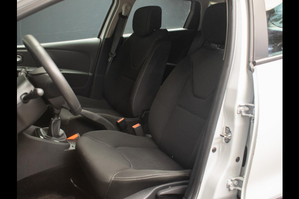 Renault Clio Estate 0.9 TCe Zen (NAVI,LED,CRUISE,CLIMATE,SPORTSTOELEN,GETINT,LM VELGEN,PDC,NETTESTAAT)