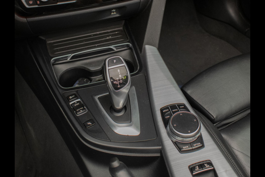 BMW 4 Serie Cabrio 430i High Executive M PAKKET (APPLE CARPLAY,NAVI,LED,XENON,ELETRISCHE STOELEN,LEDER,CAMERA,PDC,NETTESTAAT)