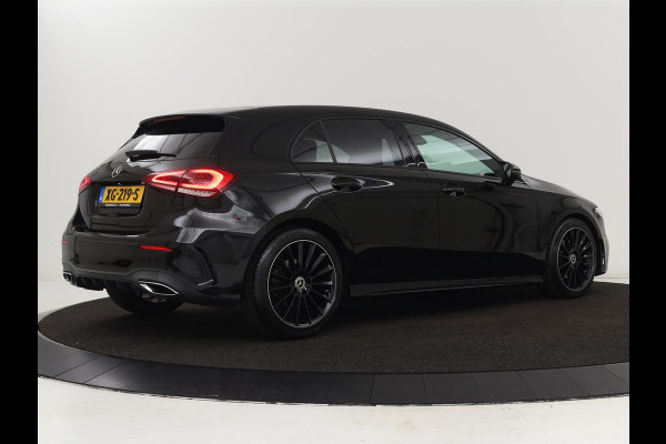 Mercedes-Benz A-Klasse 180 AMG Night Upgrade | Camera | Widescreen | Stoelverwarming | Full LED | Park Assist | Navigatie | Alcantara