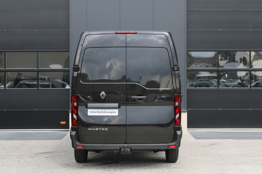 Renault Master T35 2.0 dCi 130pk L2H2 Advance - Carplay - Climate - Parkeersensoren - LED - Trekhaak - DAB - Stoelverwarming - Rijklaar