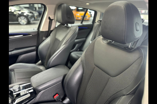 BMW X4 XDrive20i High Executive Edition| Pano | 1/2 Leder | Digital Cockpit | Camera | Stoelverwarming