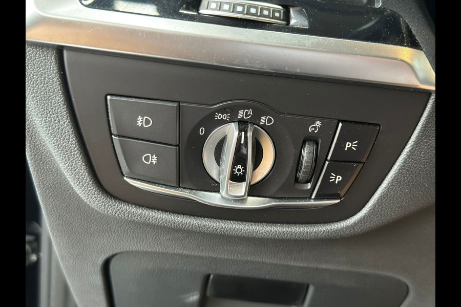 BMW X4 XDrive20i High Executive Edition| Pano | 1/2 Leder | Digital Cockpit | Camera | Stoelverwarming