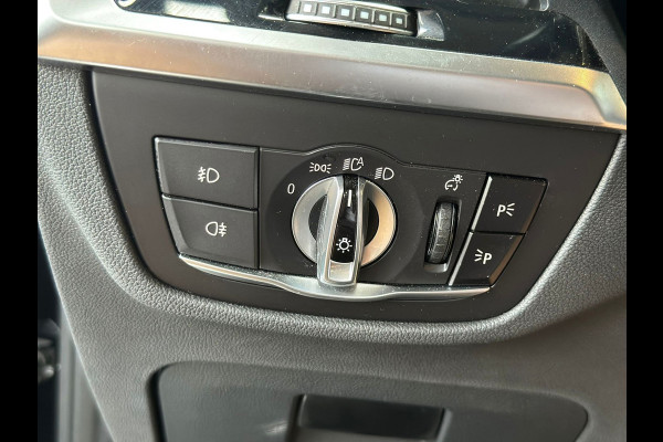 BMW X4 XDrive20i High Executive Edition| Pano | 1/2 Leder | Digital Cockpit | Camera | Stoelverwarming