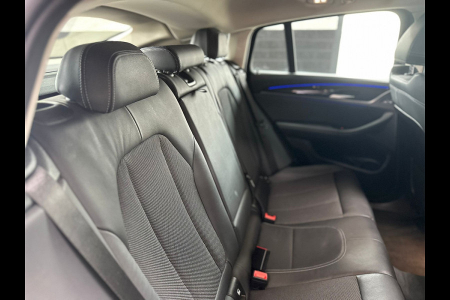 BMW X4 XDrive20i High Executive Edition| Pano | 1/2 Leder | Digital Cockpit | Camera | Stoelverwarming
