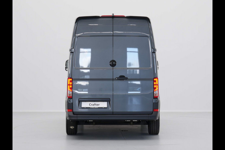 Volkswagen Crafter 2.0 TDI 130kW 177PK GVW 3.5T L3H3 WB 3640mm Exclusive Hero Edition BPM vrij! Operational Lease vanaf € 990,-