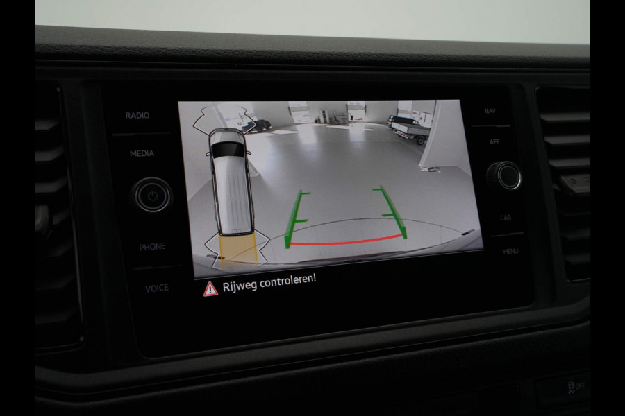Volkswagen Crafter 2.0 TDI 130kW 177PK GVW 3.5T L3H3 WB 3640mm Exclusive Hero Edition BPM vrij! Operational Lease vanaf € 990,-
