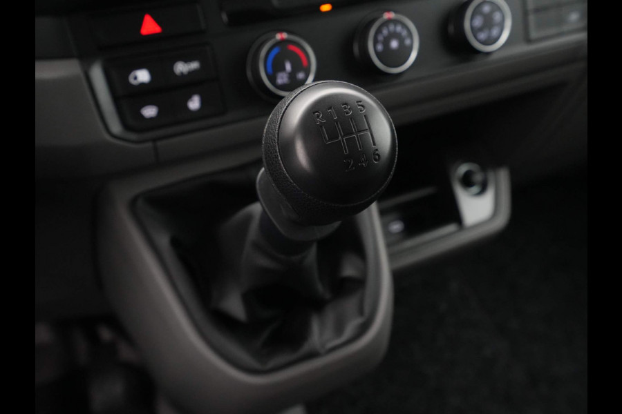 Volkswagen Crafter 2.0 TDI 130kW 177PK GVW 3.5T L3H3 WB 3640mm Exclusive Hero Edition BPM vrij! Operational Lease vanaf € 990,-