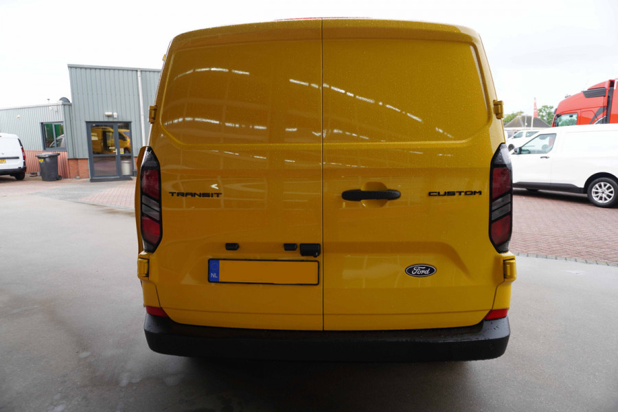 Ford Transit Custom 300L 2.0 TDCI 136PK L2H1 Trend Automaat Schuifdeur L+R Airco | Cruise | Navi |