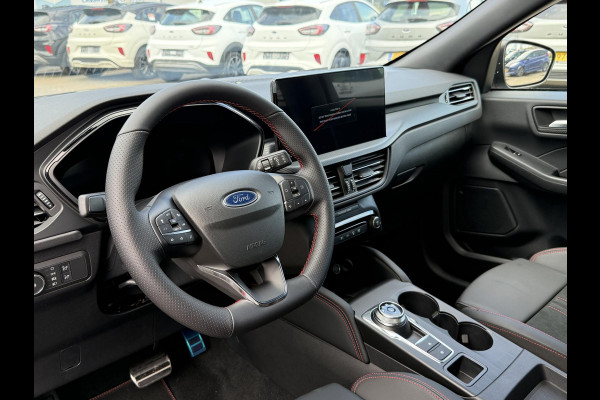 Ford Kuga 2.5 PHEV ST-Line X | SCI | 243pk | Ford Voorraad | Driver Assistance pack | Matrix LED | Black Package | Wegklapbare Trekhaak | Panoramadak | Winterpack | 2.100kg Trekgewicht