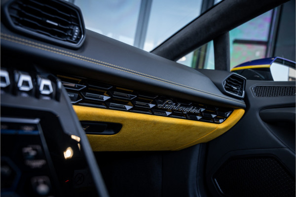 Lamborghini Huracán Evo Spyder 5.2 V10 - Giallo Inti | Origineel NL | Dealer O.H. | Lift | Sensonum