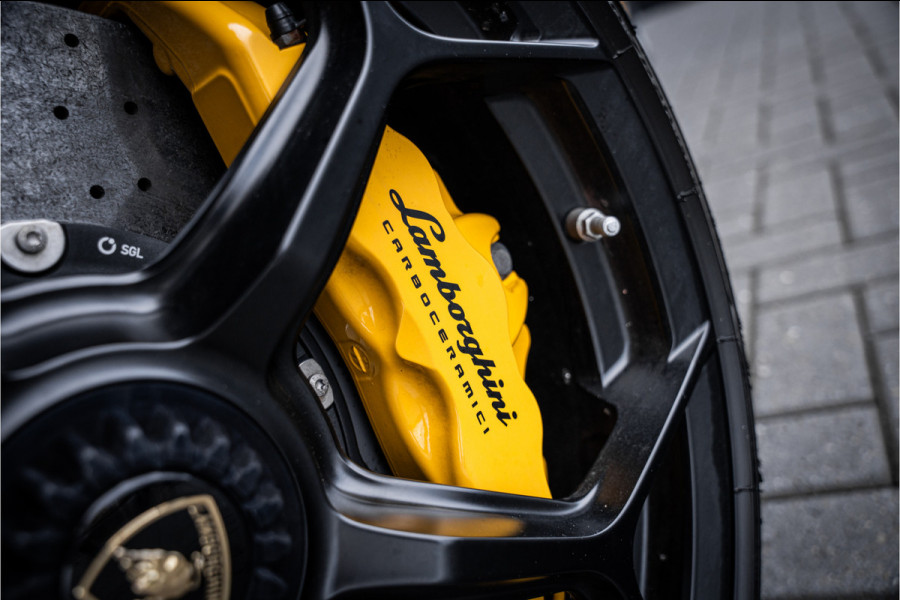 Lamborghini Huracán Evo Spyder 5.2 V10 - Giallo Inti | Origineel NL | Dealer O.H. | Lift | Sensonum