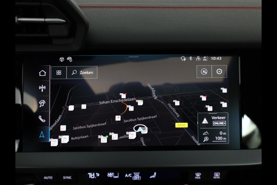 Audi A3 Sportback 45 TFSI e S edition Competition 272 pk S-tronic| Navigatie | Panoramadak | Parkeersensoren (Park assist) | Achteruitrijcamera | Adaptieve cruise control | Matrix LED koplampen |