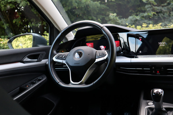 Volkswagen Golf 1.0 TSI Life | Navi | Camera | Virtual cockpit | 19 inch |