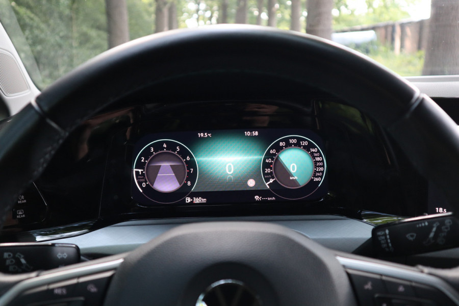 Volkswagen Golf 1.0 TSI Life | Navi | Camera | Virtual cockpit | 19 inch |