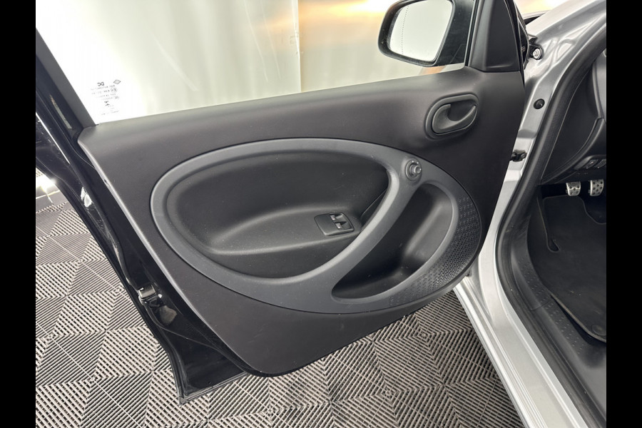 Smart Forfour 1.0 Pure Cool&Audio Pack *AIRCO | CRUISE | COMFORT-SEATS | 15''ALU*