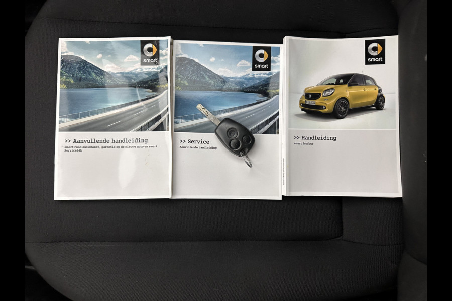 Smart Forfour 1.0 Pure Cool&Audio Pack *AIRCO | CRUISE | COMFORT-SEATS | 15''ALU*