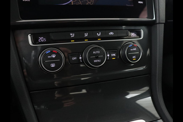 Volkswagen Golf 1.0 TSI Comfortline | Carplay | Adaptive cruise | Navigatie | Parkeerhulp | Climate control | DAB