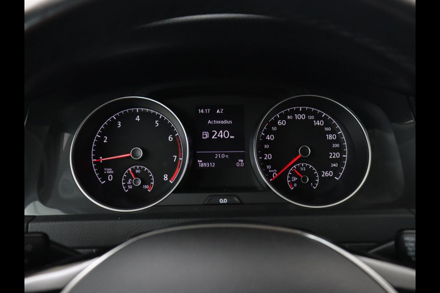 Volkswagen Golf 1.0 TSI Comfortline | Carplay | Adaptive cruise | Navigatie | Parkeerhulp | Climate control | DAB