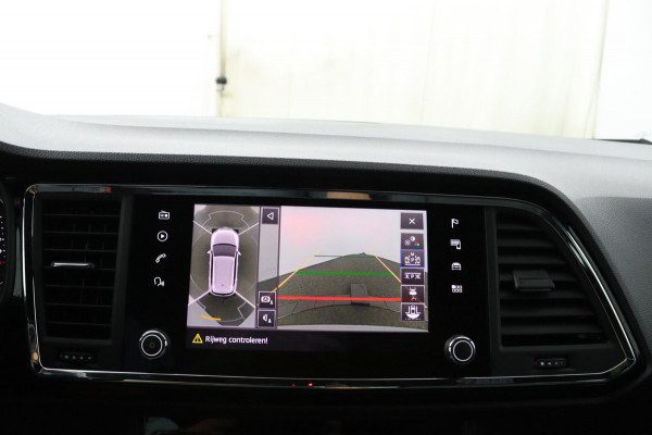 Seat Ateca 1.5 TSI FR Busines*NAVI*ACC*HAAK*ECC*CAM*CARPLAY*