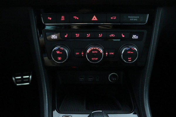 Seat Ateca 1.5 TSI FR Busines*NAVI*ACC*HAAK*ECC*CAM*CARPLAY*