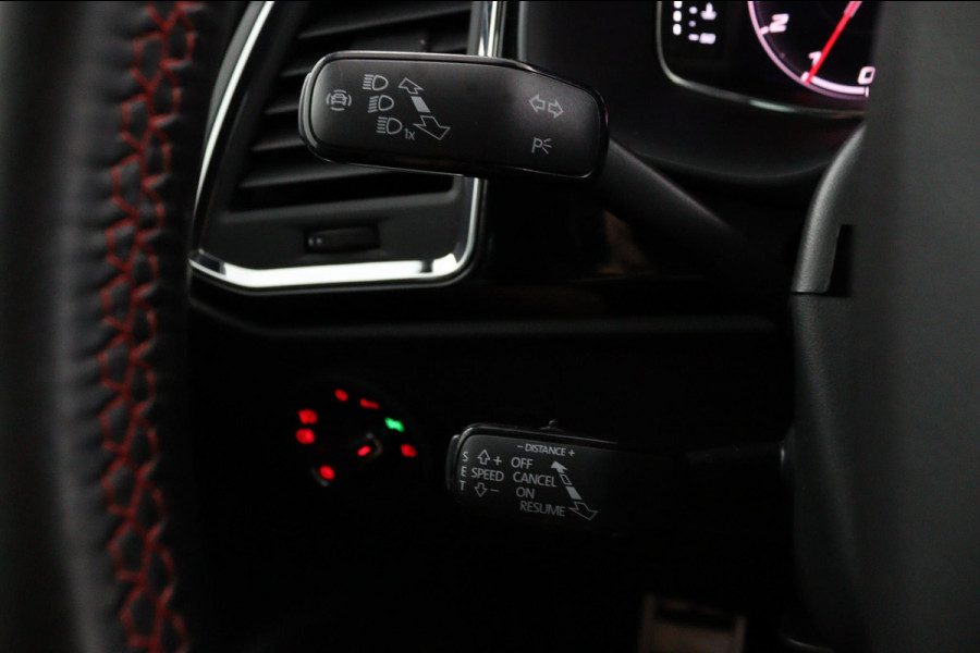Seat Ateca 1.5 TSI FR Busines*NAVI*ACC*HAAK*ECC*CAM*CARPLAY*